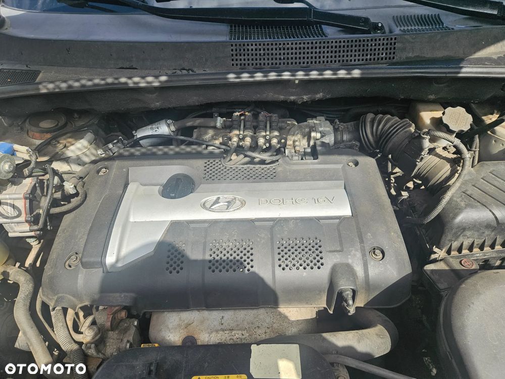 Hyundai Tucson 2.0 Comfort 2WD - 5