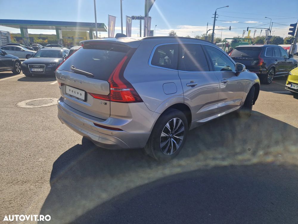 Volvo XC 60 B4 MHEV AT AWD Core - 6