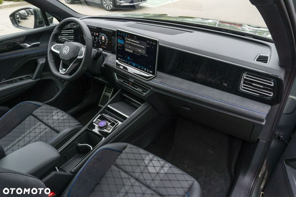 Volkswagen Tiguan - 16