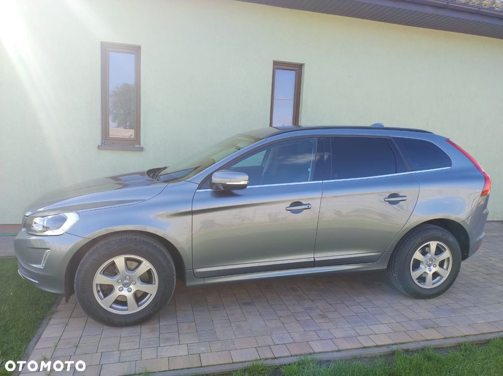 Volvo XC 60 D3 Drive-E Kinetic - 4