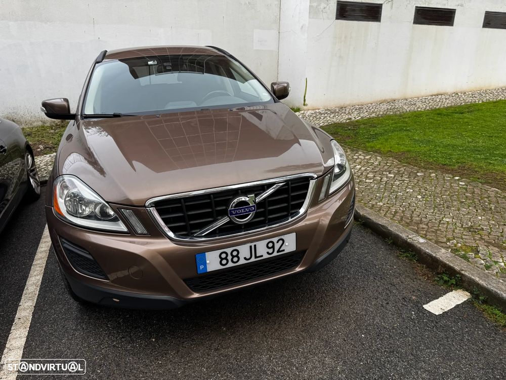 Volvo XC 60 2.0 D3 Geartronic - 4