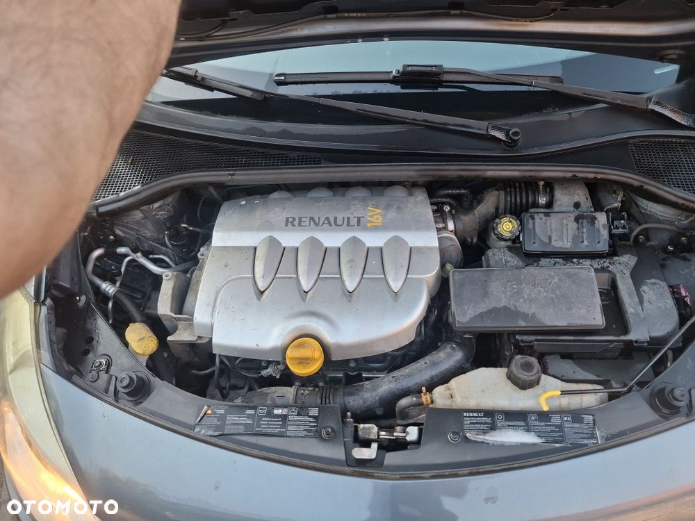 Renault Clio - 6