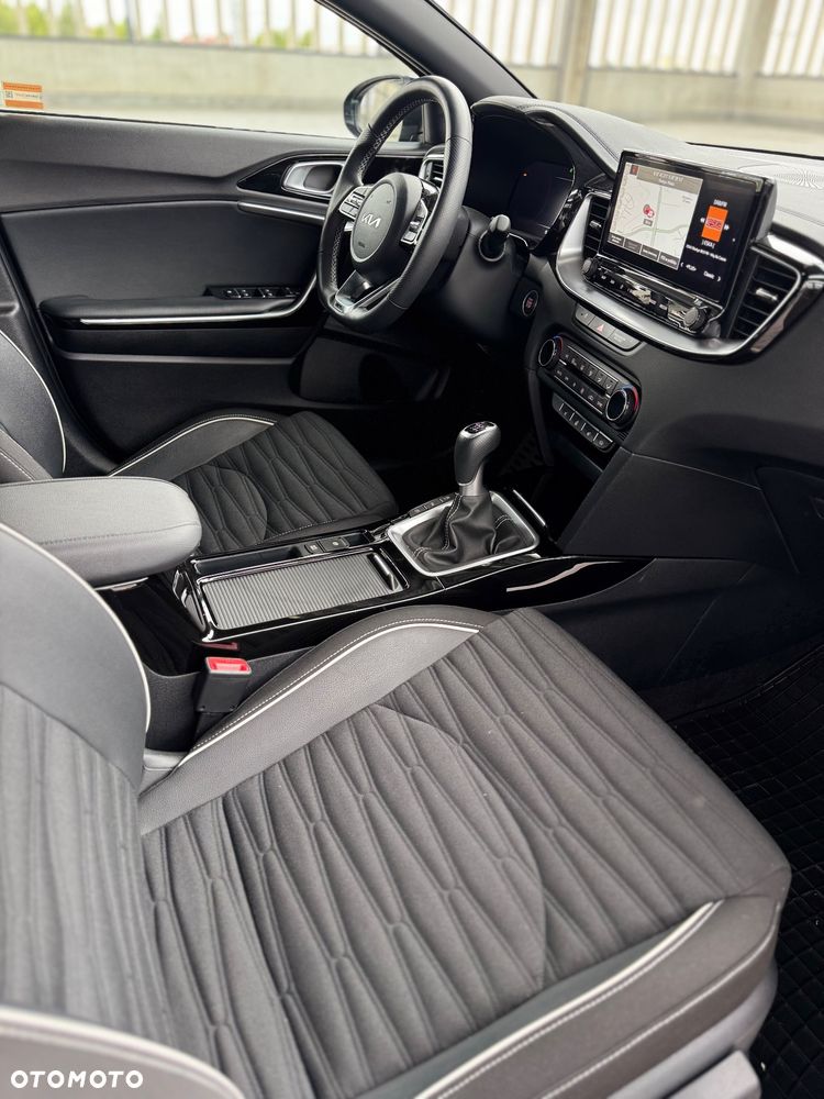 Kia ProCeed - 27