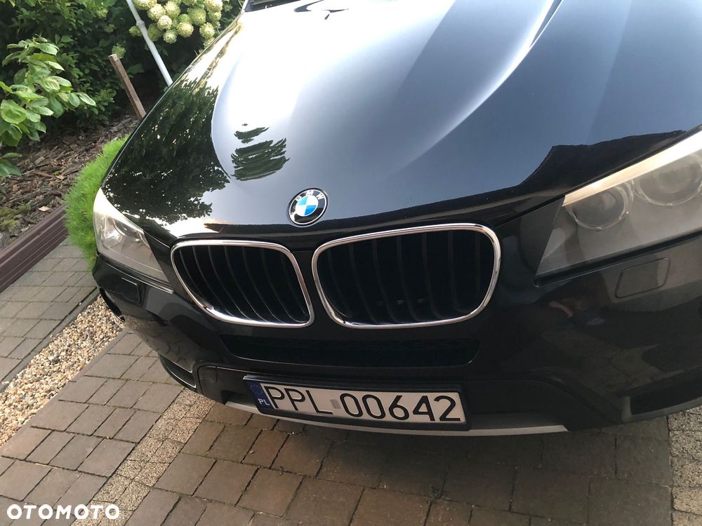 BMW X3 ver-520d - 13