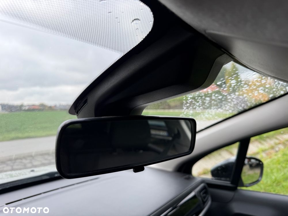 Citroën C3 1.2 PureTech Shine - 31