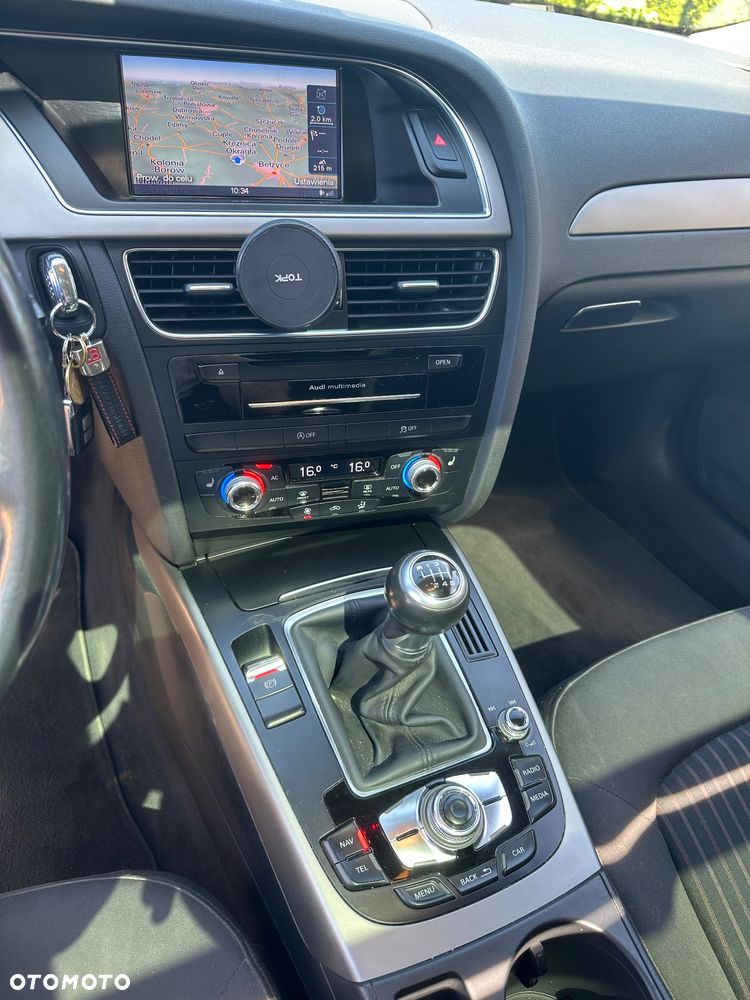 Audi A4 Avant 2.0 TDI DPF quattro Ambiente - 12