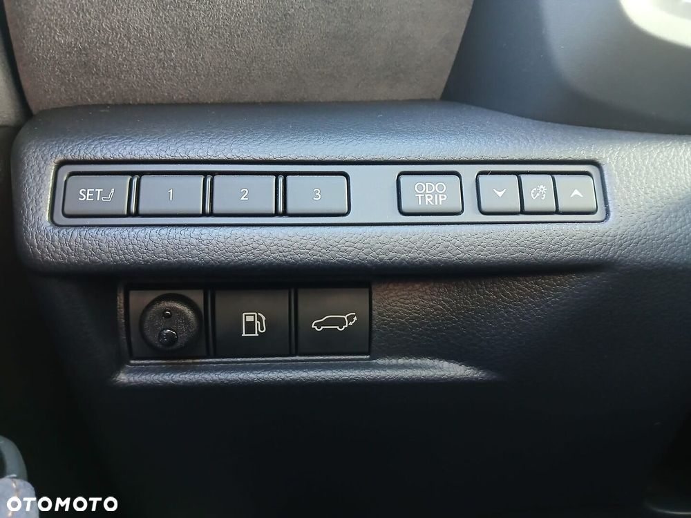 Lexus LBX 1.5 Hybrid Cool - 36