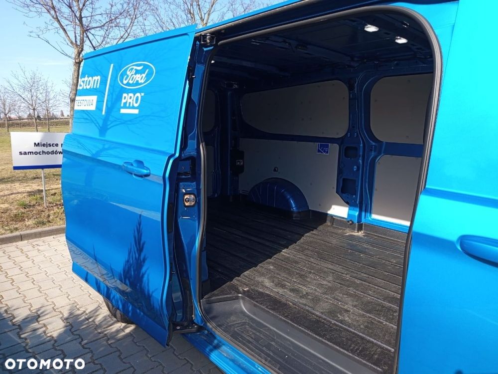 Ford Transit Custom - 28