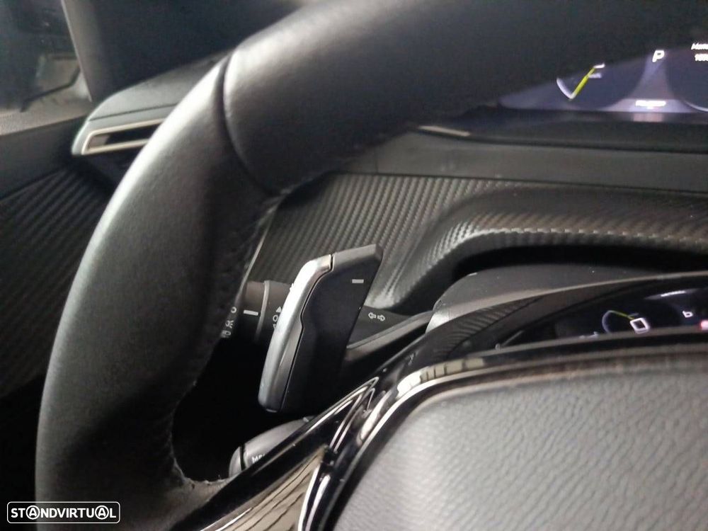 Peugeot 2008 1.2 Hybrid Allure e-DCS6 - 14