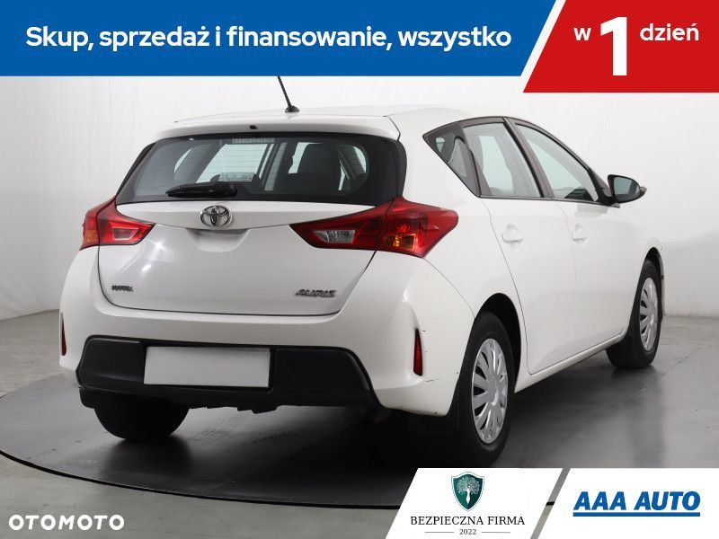 Toyota Auris - 6