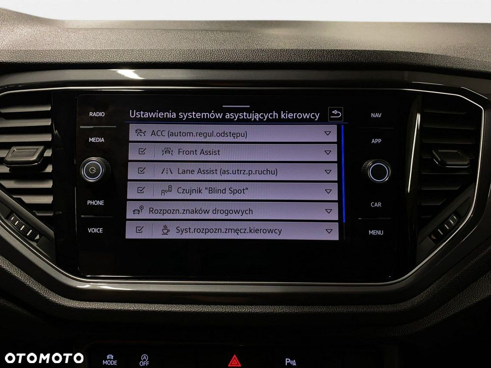 Volkswagen T-Roc - 37