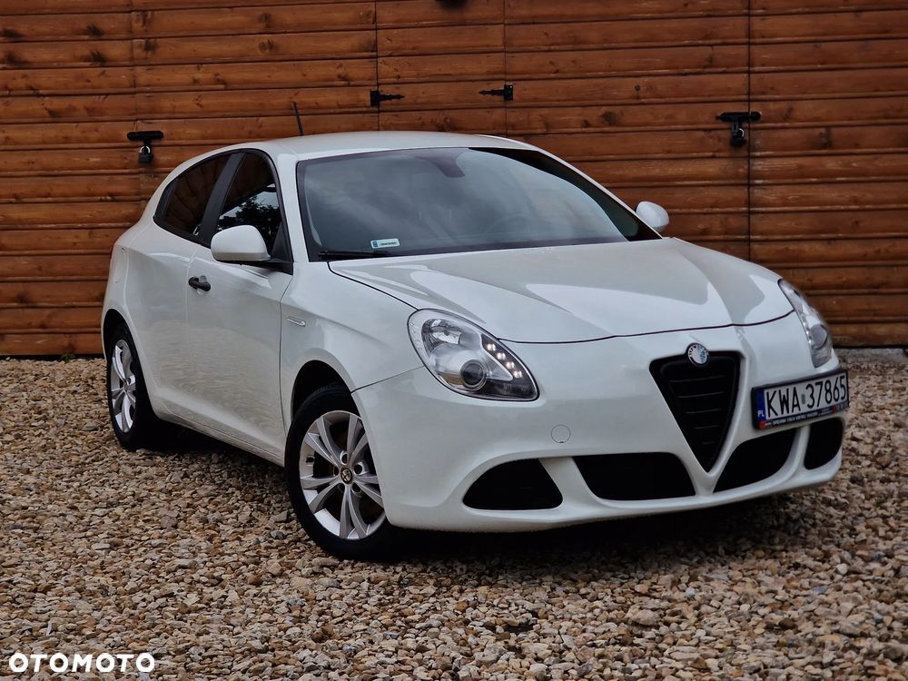 Alfa Romeo Giulietta - 2