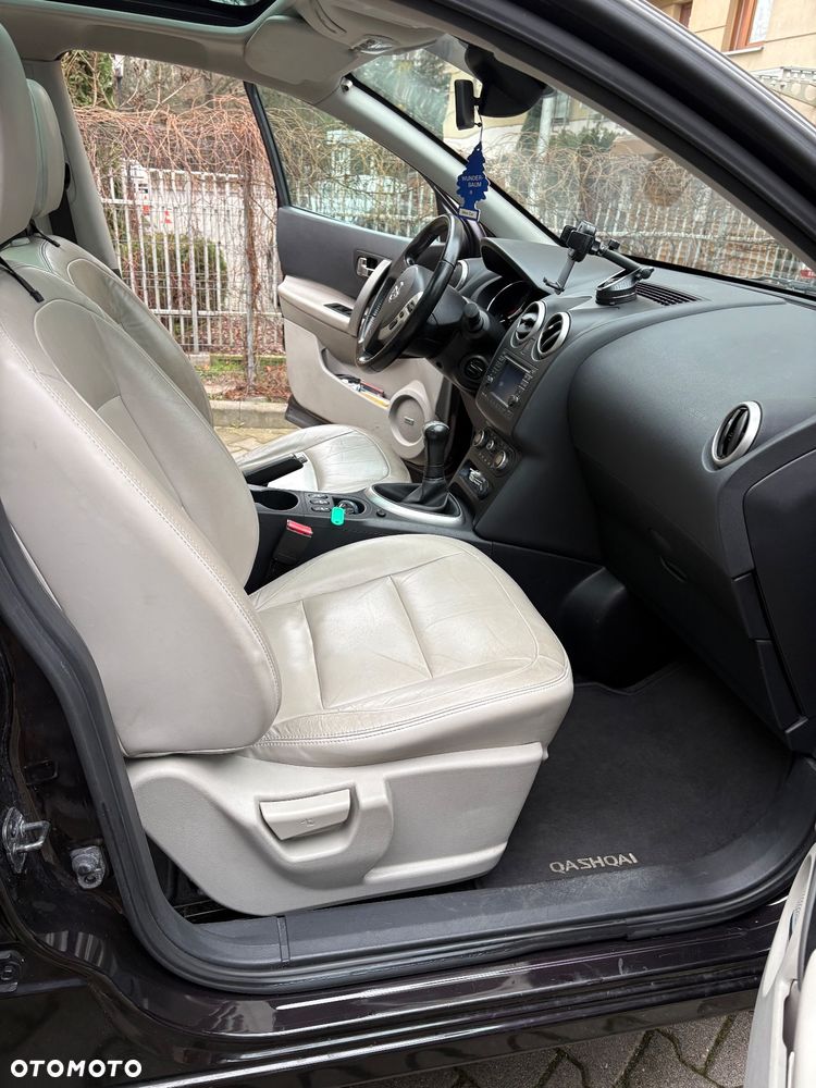 Nissan Qashqai 1.6 Tekna - 10