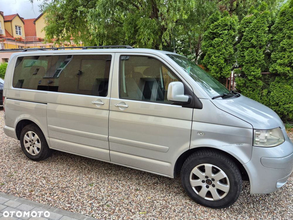 Volkswagen Multivan - 9