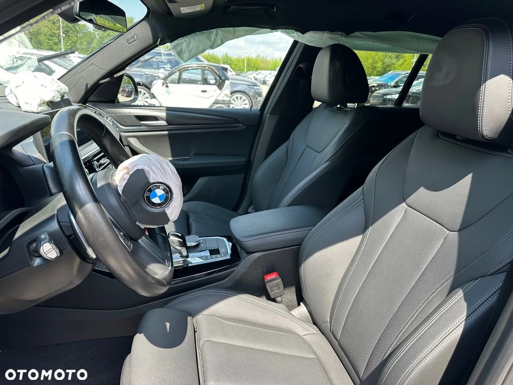 BMW X3 xDrive20d mHEV - 11