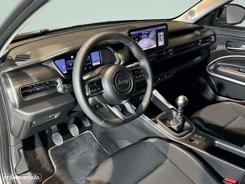 Jeep Avenger 1.2 GSE T3 Summit - 16