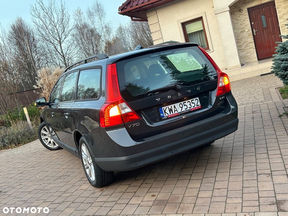 Volvo V70 2.0 Momentum - 16