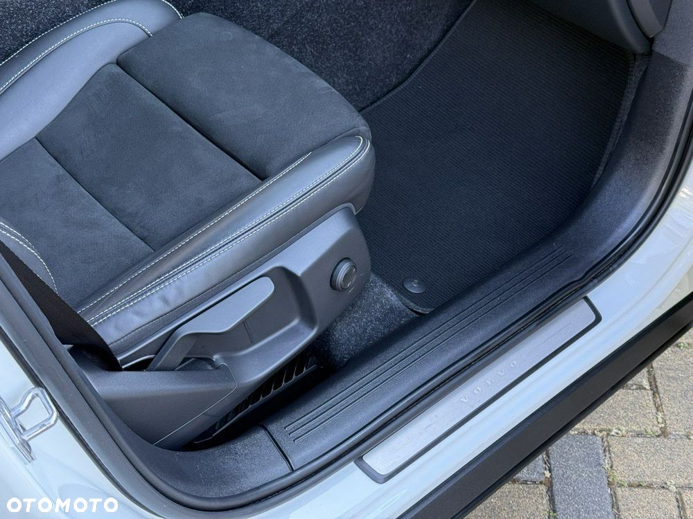 Volvo XC 40 B4 B Geartronic RDesign - 9