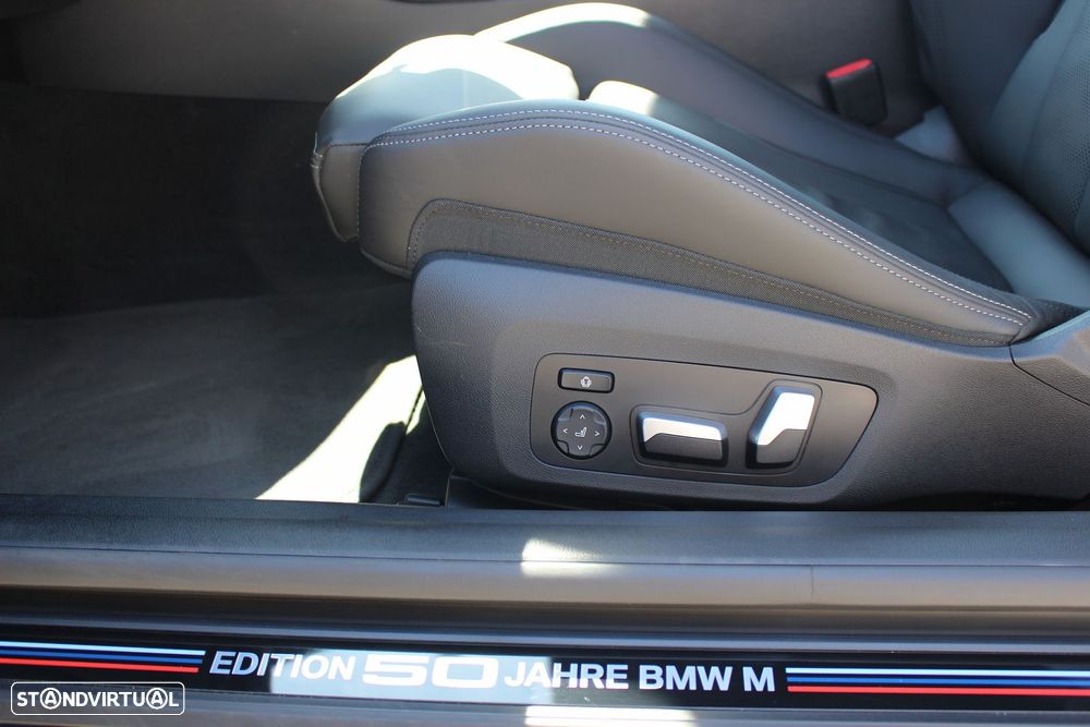 BMW M4 Competition xDrive Pack 50 anos M - 47