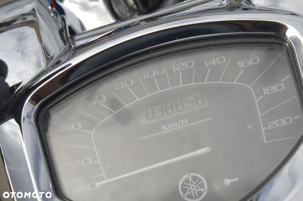Yamaha XVS - 23