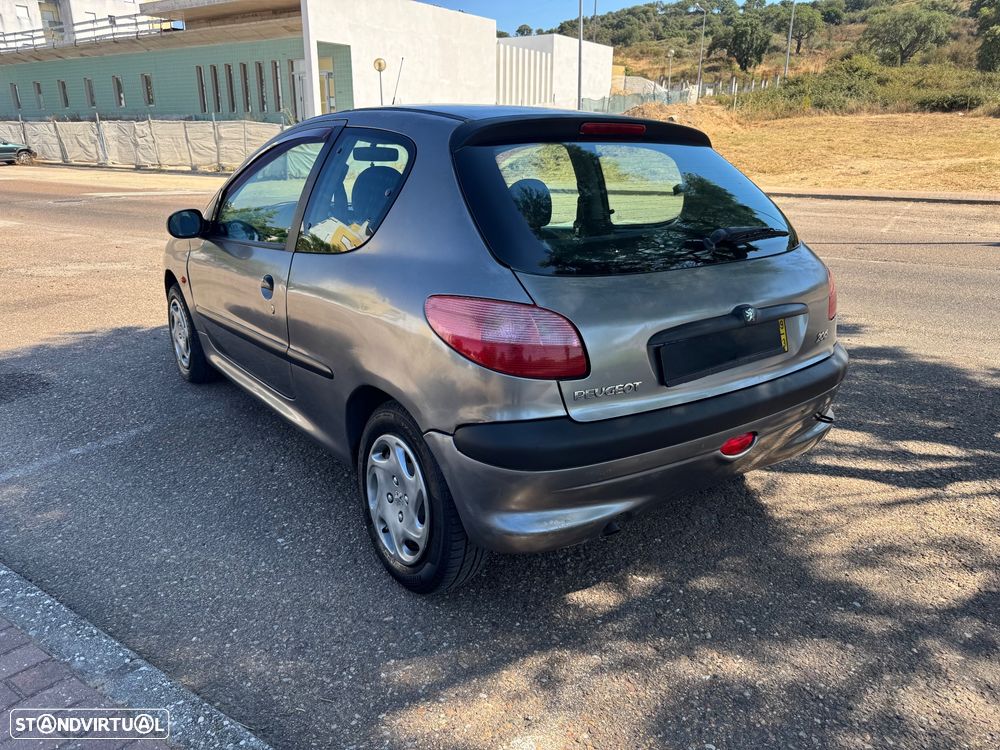Peugeot 206 1.1 XT - 5