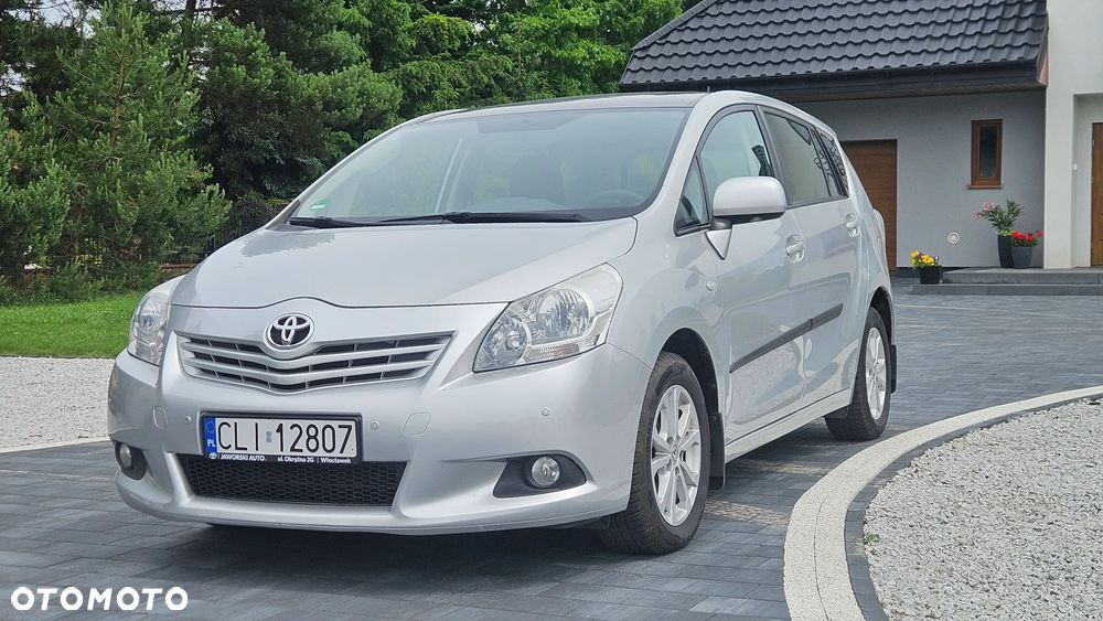Toyota Verso - 10