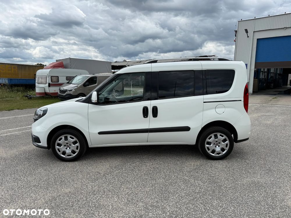 Fiat Doblo 1.4 16V Active - 12
