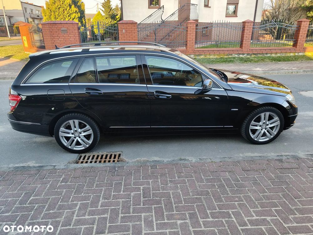 Mercedes-Benz Klasa C 220 CDI DPF Automatik BlueEFFICIENCY Avantgarde - 9
