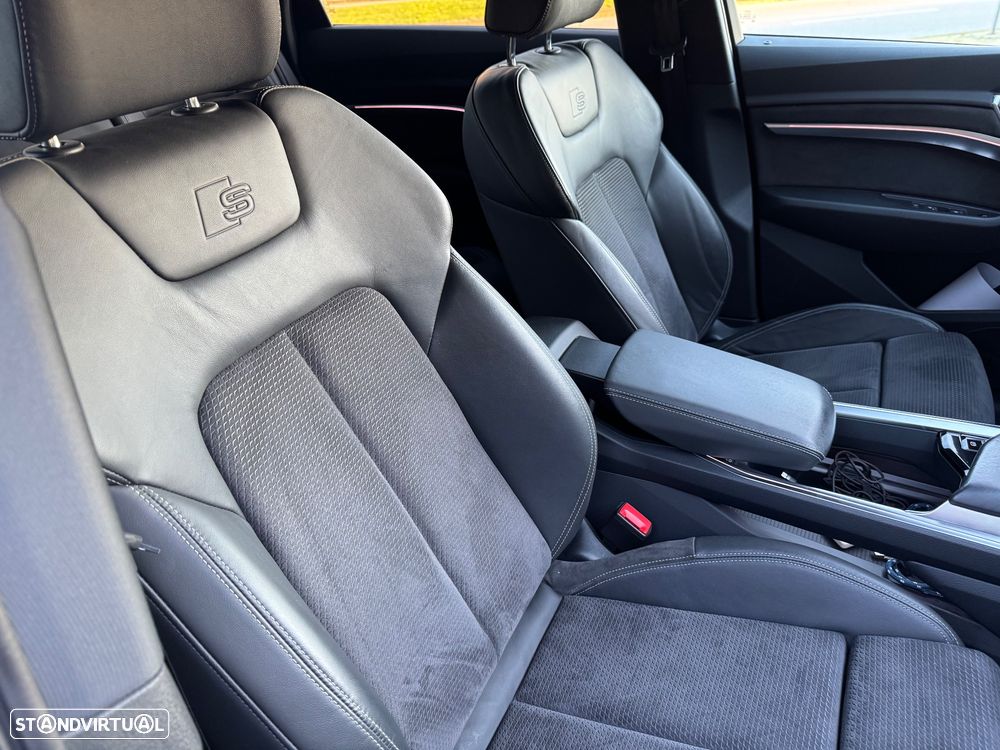 Audi e-tron 55 quattro S line - 24