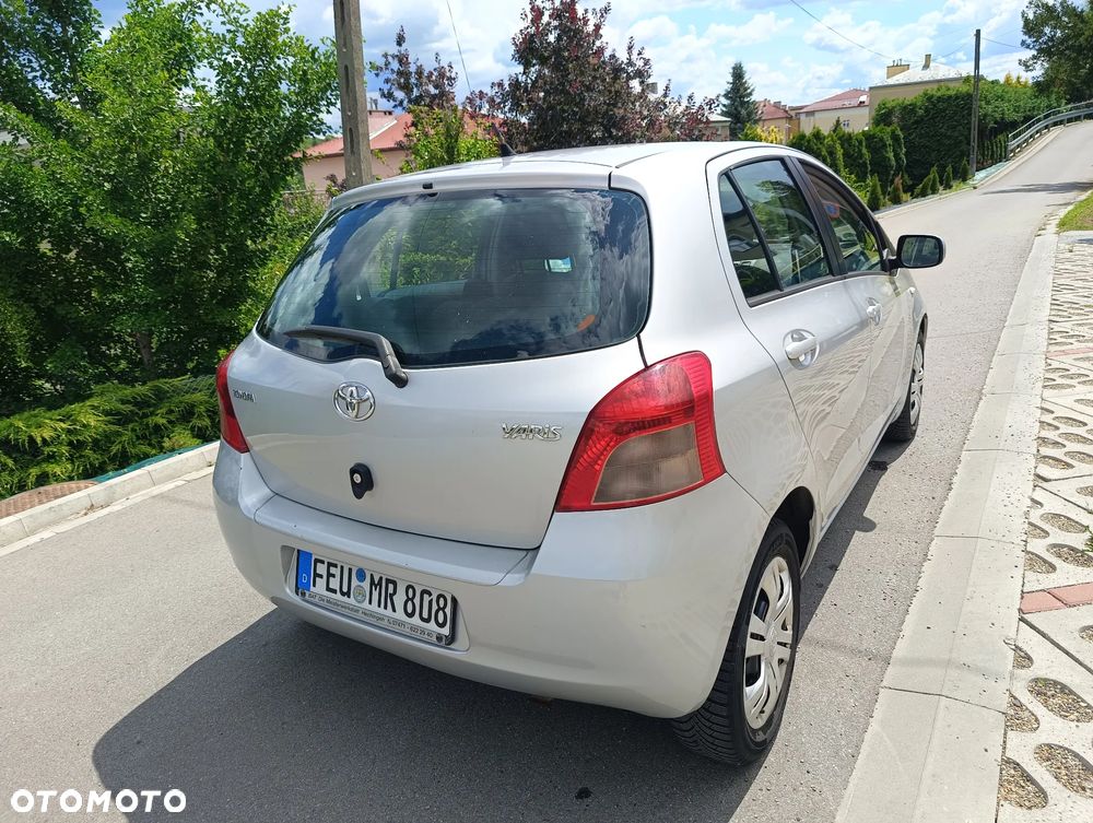 Toyota Yaris 1.3 Edition - 16