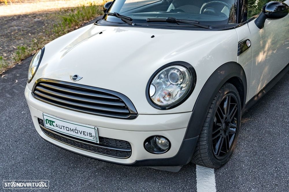 MINI 3 Portas Cooper D - 7