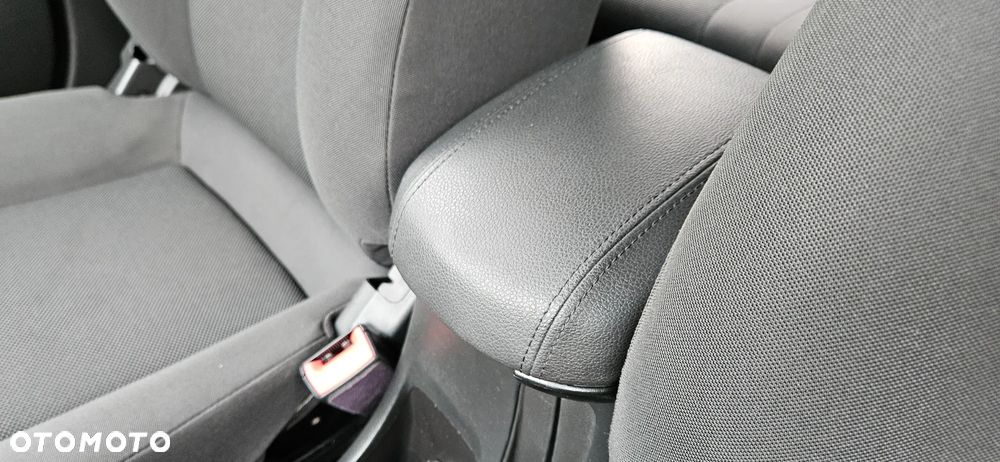 Chevrolet Cruze - 28
