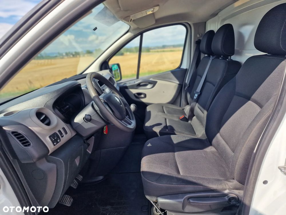 Renault Trafic - 17