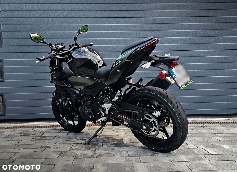 Kawasaki Z - 6