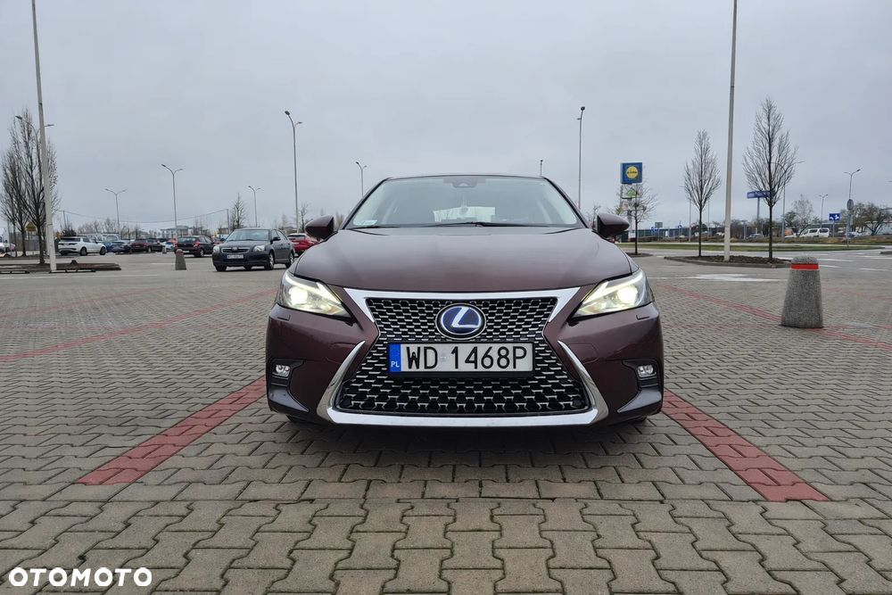 Lexus CT 200h Business Edition - 6