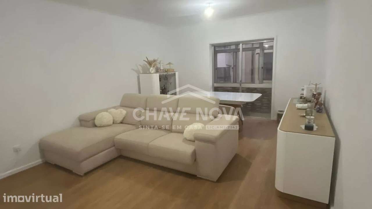 Apartamento T2+1 c/lugar garagem em Oliveira do Douro - Grande imagem: 4/24
