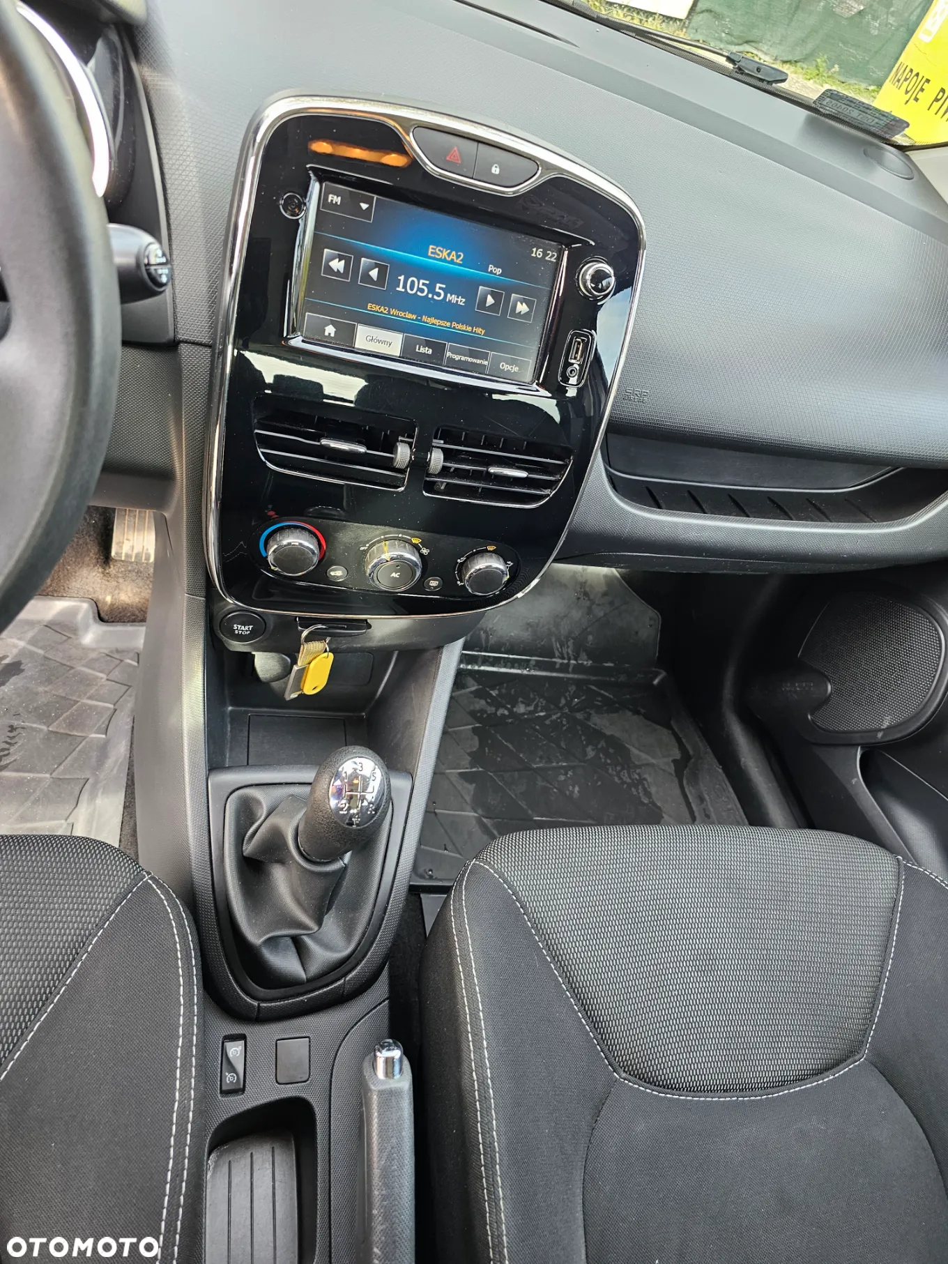 Renault Clio 1.2 16V Alize - 13