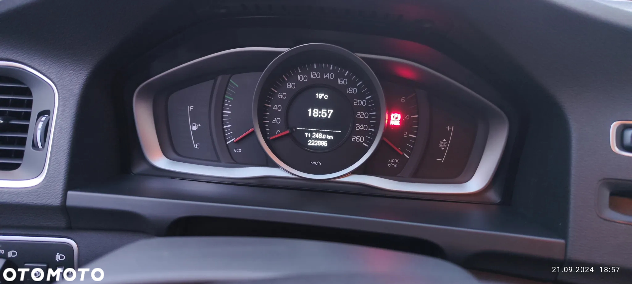 Volvo V60 Cross Country - 10