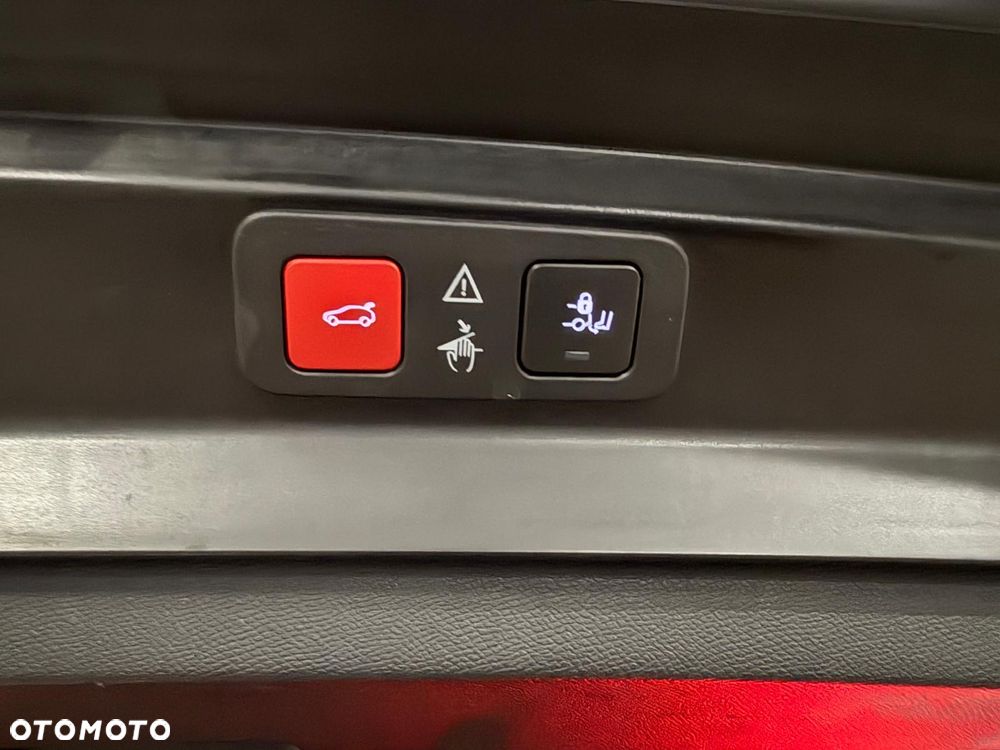 Peugeot 5008 1.6 PureTech GT S&S EAT8 - 28