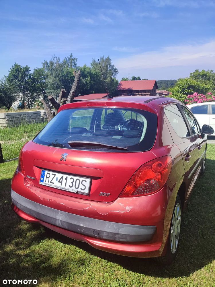 Peugeot 207 1.4 Presence - 4