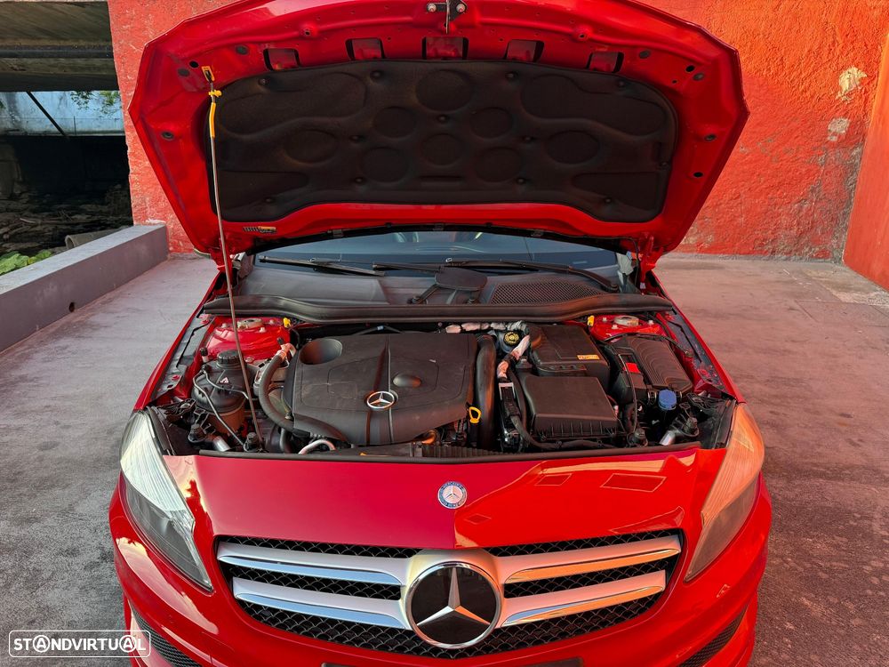 Mercedes-Benz A 200 CDi BE AMG Line - 10