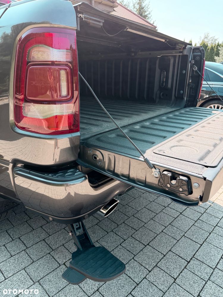 RAM 1500 5.7 Crew Cab Shortbed Limited Chrome - 34