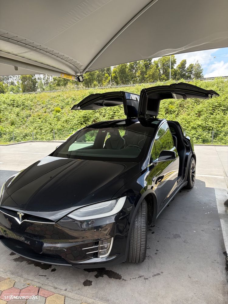 Tesla Model X 100D - 1