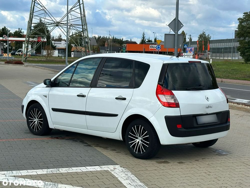 Renault Scenic 2.0 dCi 16V Infinity - 5