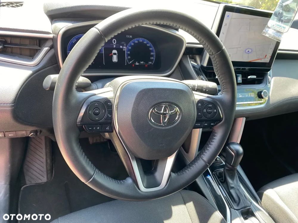 Toyota Corolla Cross - 9