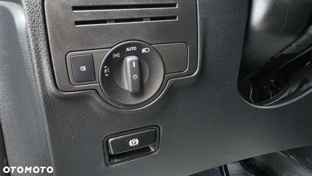 Mercedes-Benz VITO - 25