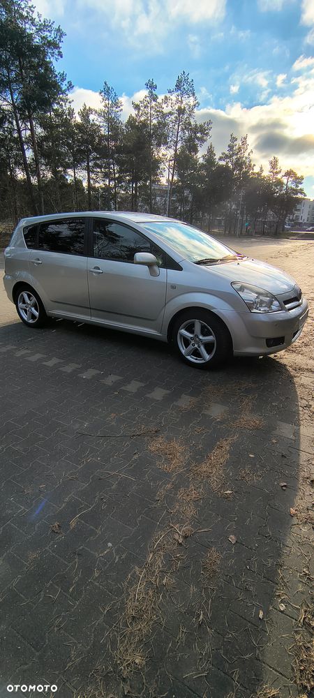 Toyota Corolla Verso - 19