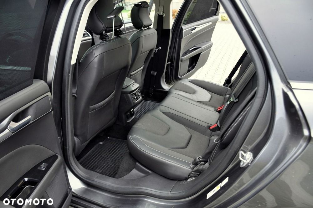Ford Mondeo - 21