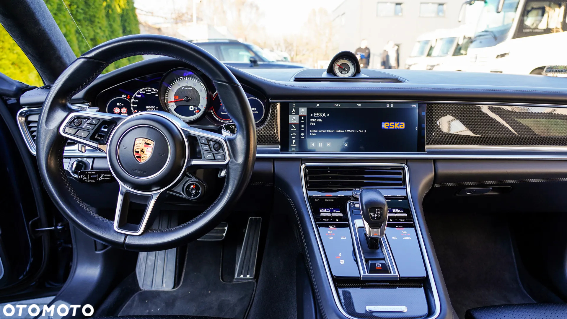 Porsche Panamera Turbo - 23