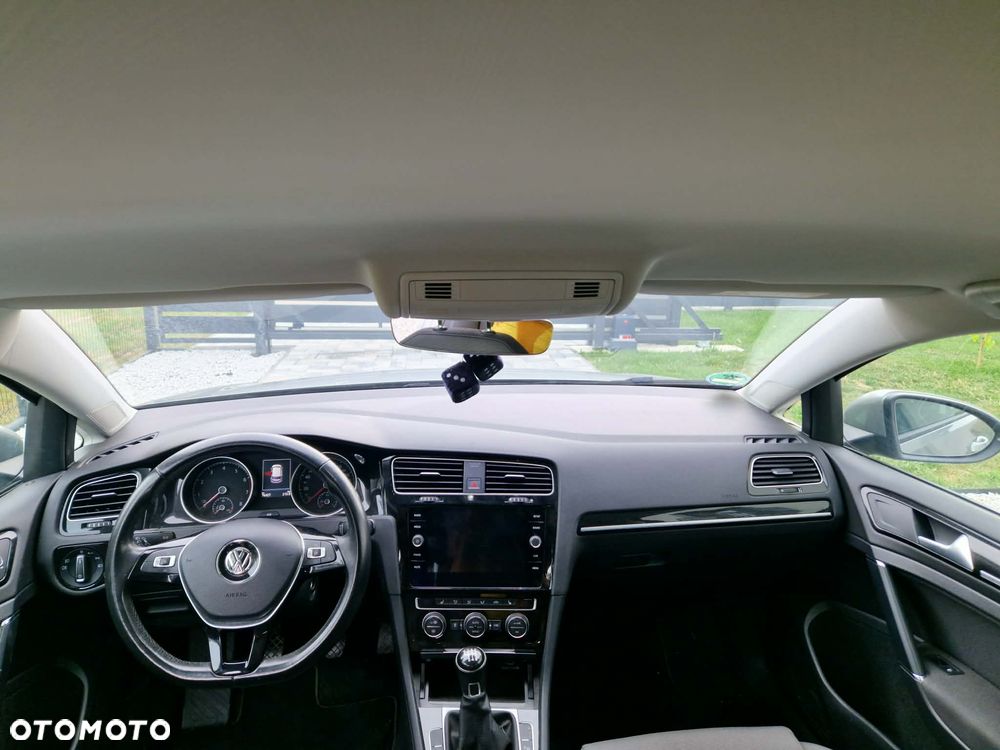 Volkswagen Golf 1.4 TSI BMT Highline - 12